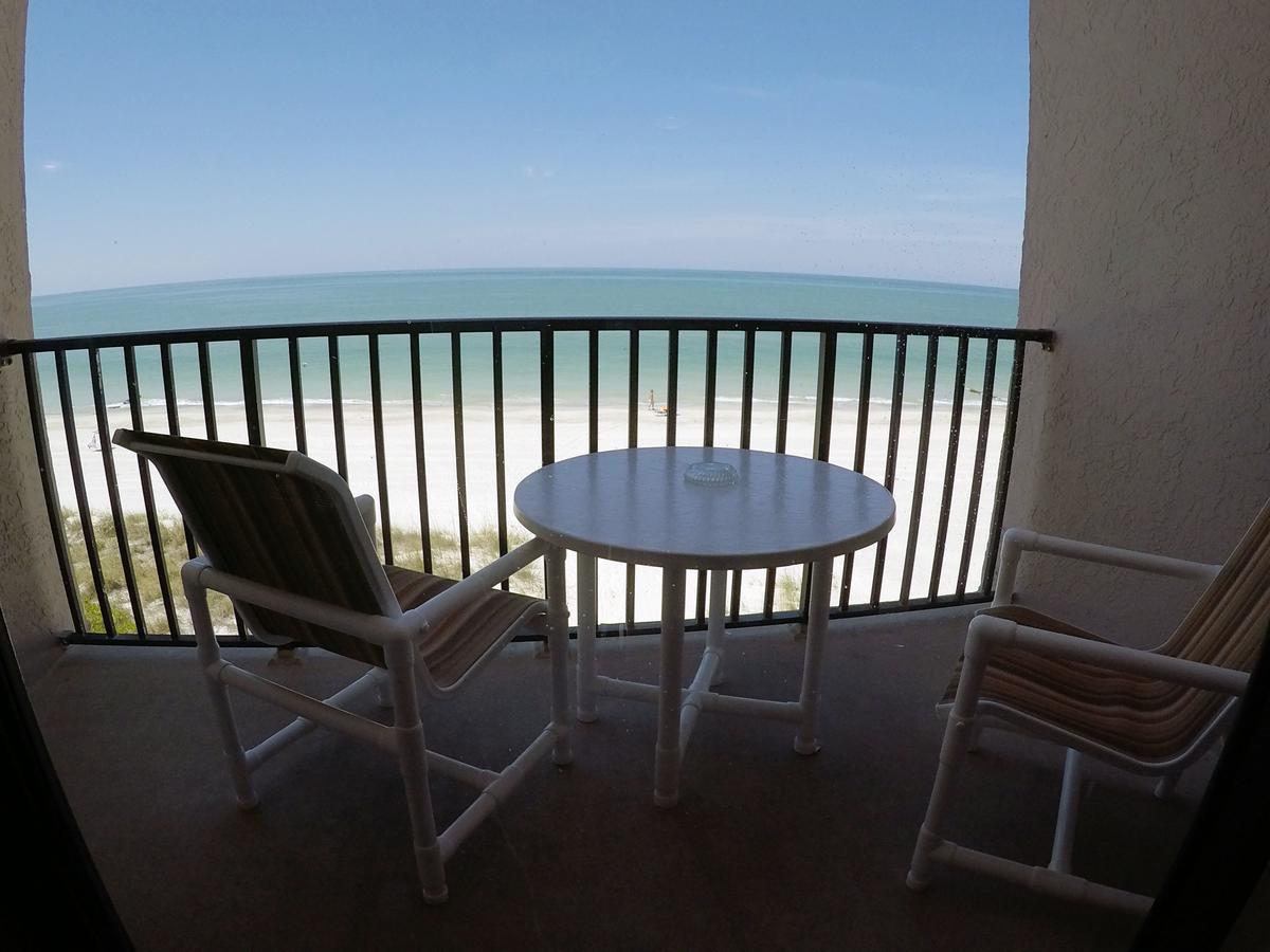 Island Gulf Resort St. Pete Beach Exterior foto