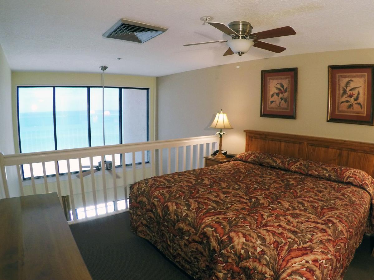 Island Gulf Resort St. Pete Beach Exterior foto